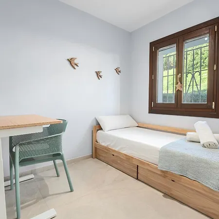 El Campanario エステポナ